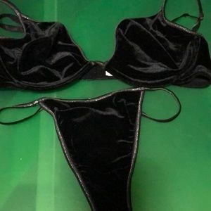 Victoria’s Secret Set 36C/M